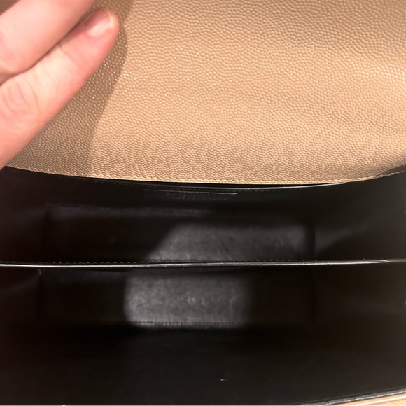 * SOLD * YVES SAINT LAURENT Cassandra Medium top handle bag - Picture 14 of 17